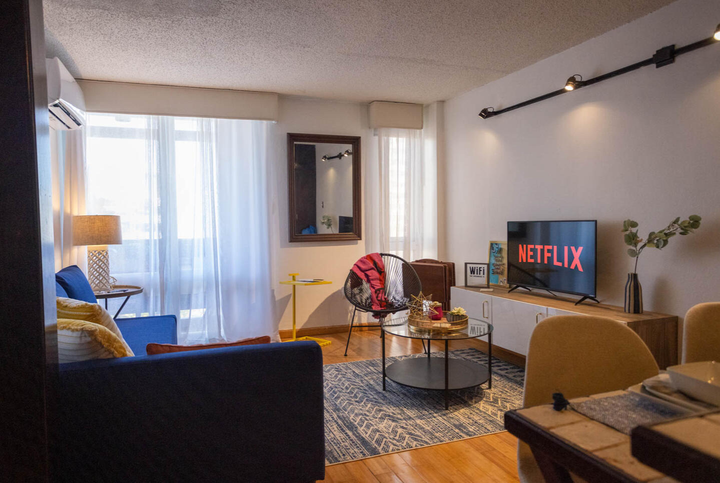 Lovely Condo in the Heart of the City/Beach